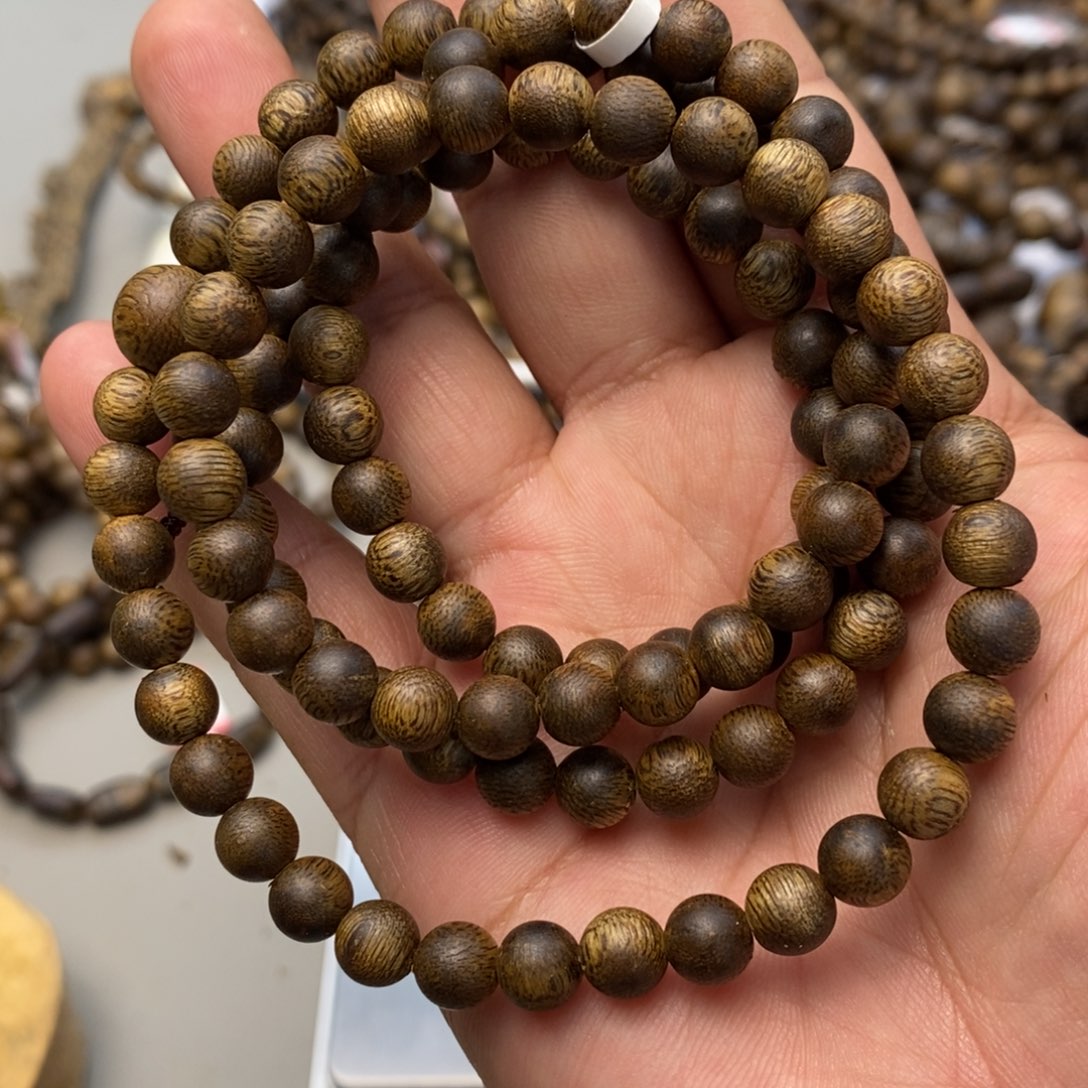 沉香手串圆珠07多圈17克多样性发一