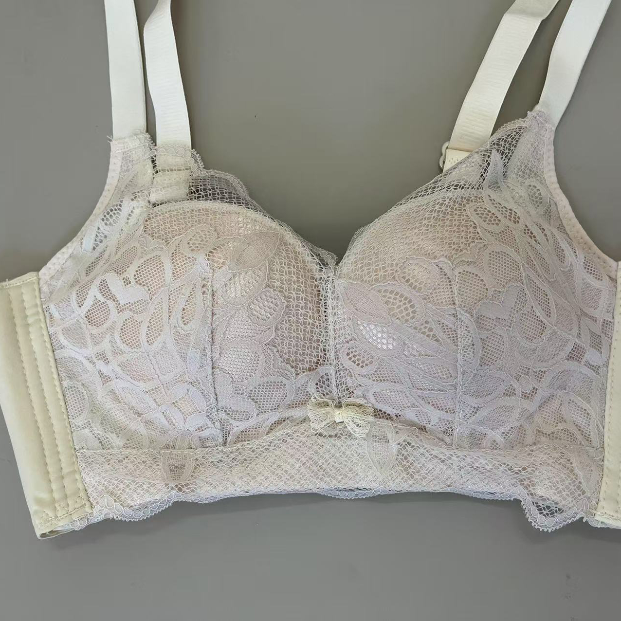 2001剪标女士内衣小胸聚拢温感杯蕾丝性感文胸女