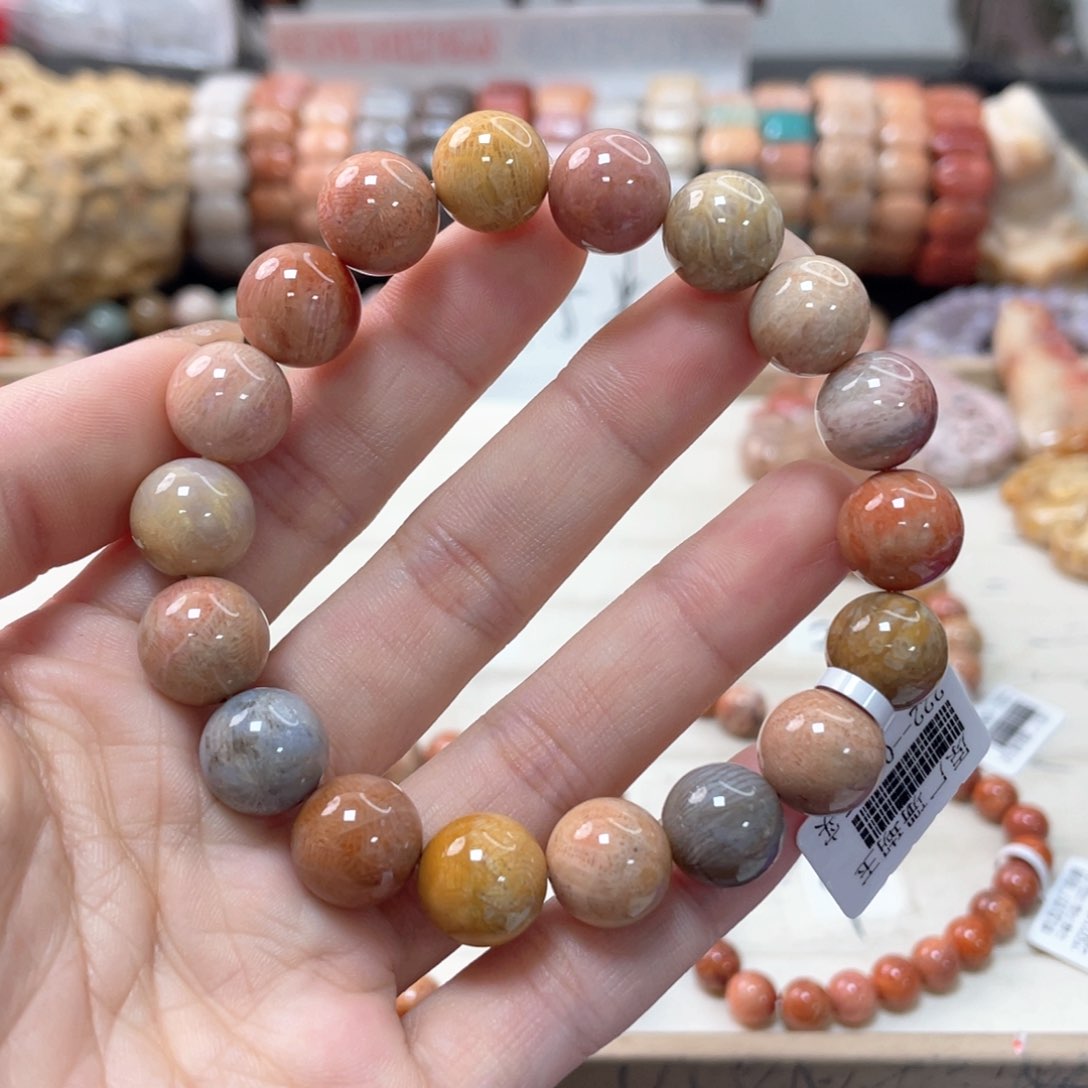 硅化珊瑚（珊瑚玉）未镶嵌手链每***着063