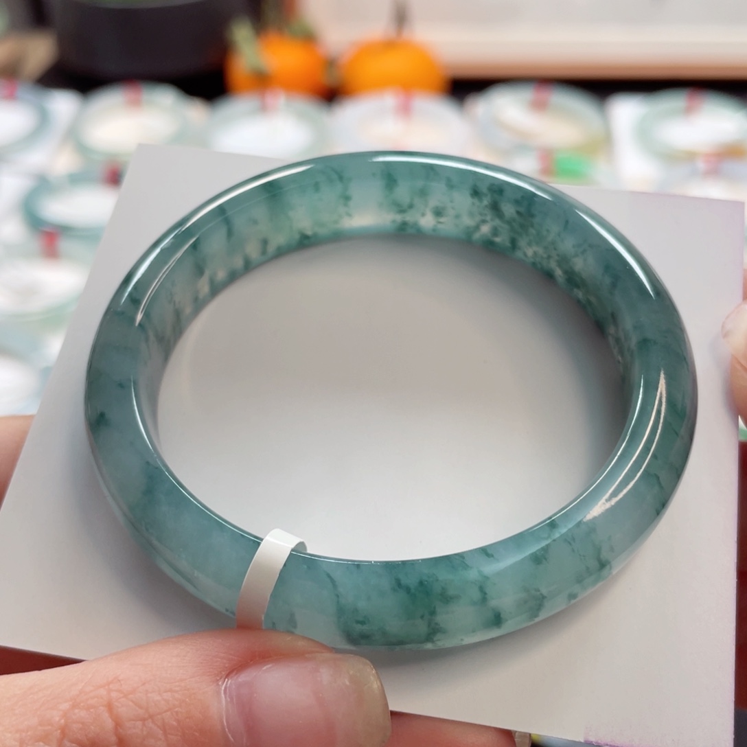 【闪购商品】翡翠手镯未镶嵌54贵妃冰透起光水墨画10号