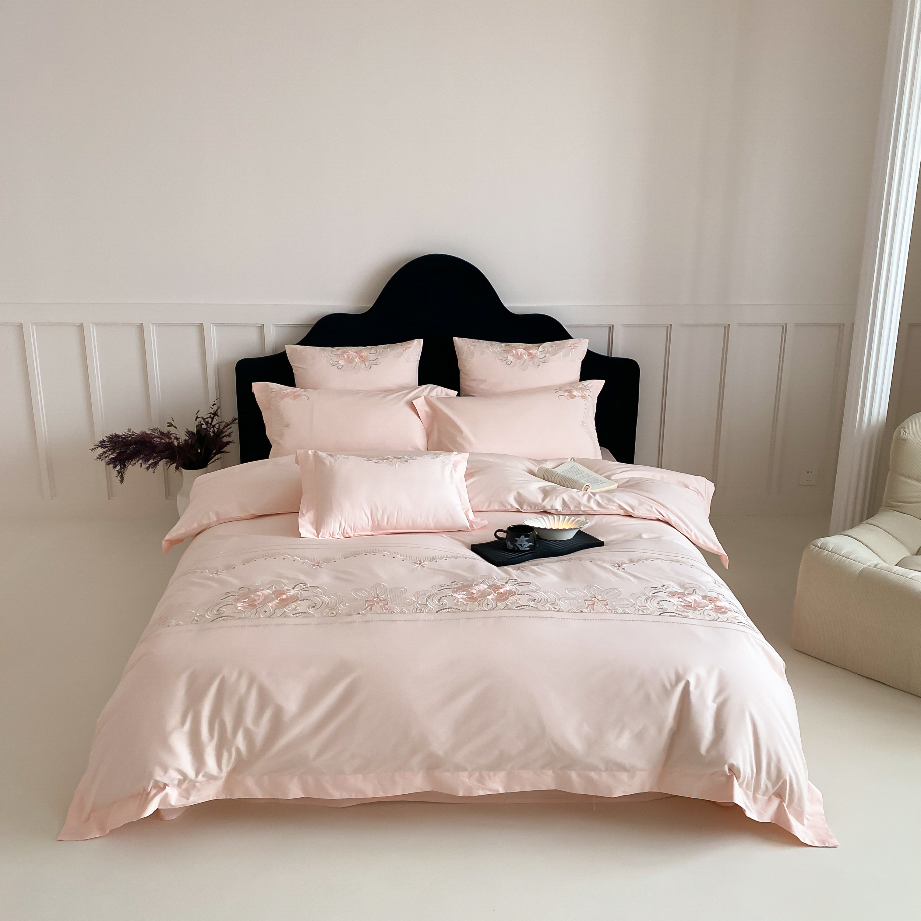 赛琳娜轻奢高档精美刺绣全棉四件套简约气质纯棉套件