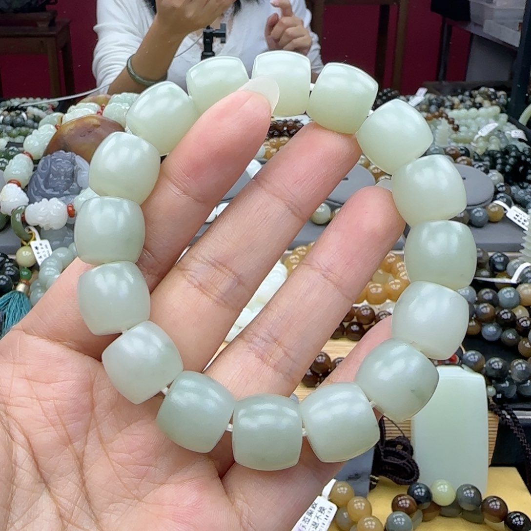 和田玉手链未镶嵌