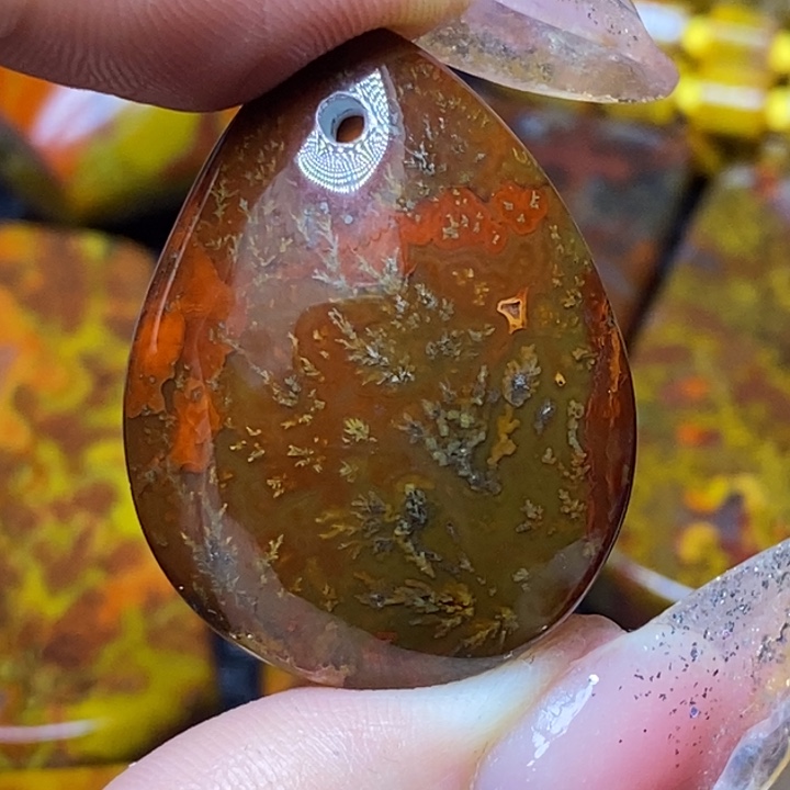 玛瑙/玉髓颈饰未镶嵌