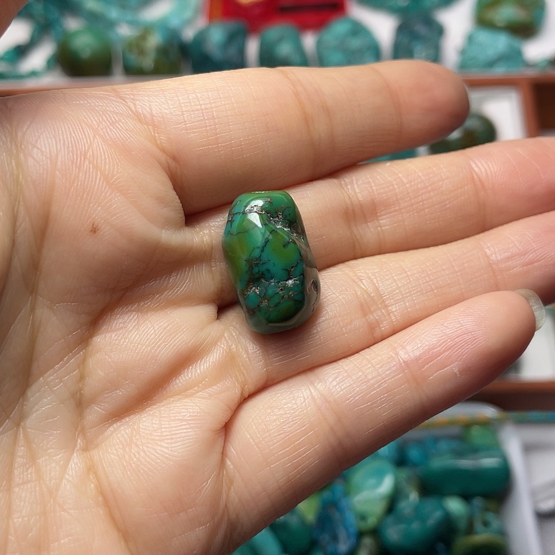 E****绿松石未镶嵌手链