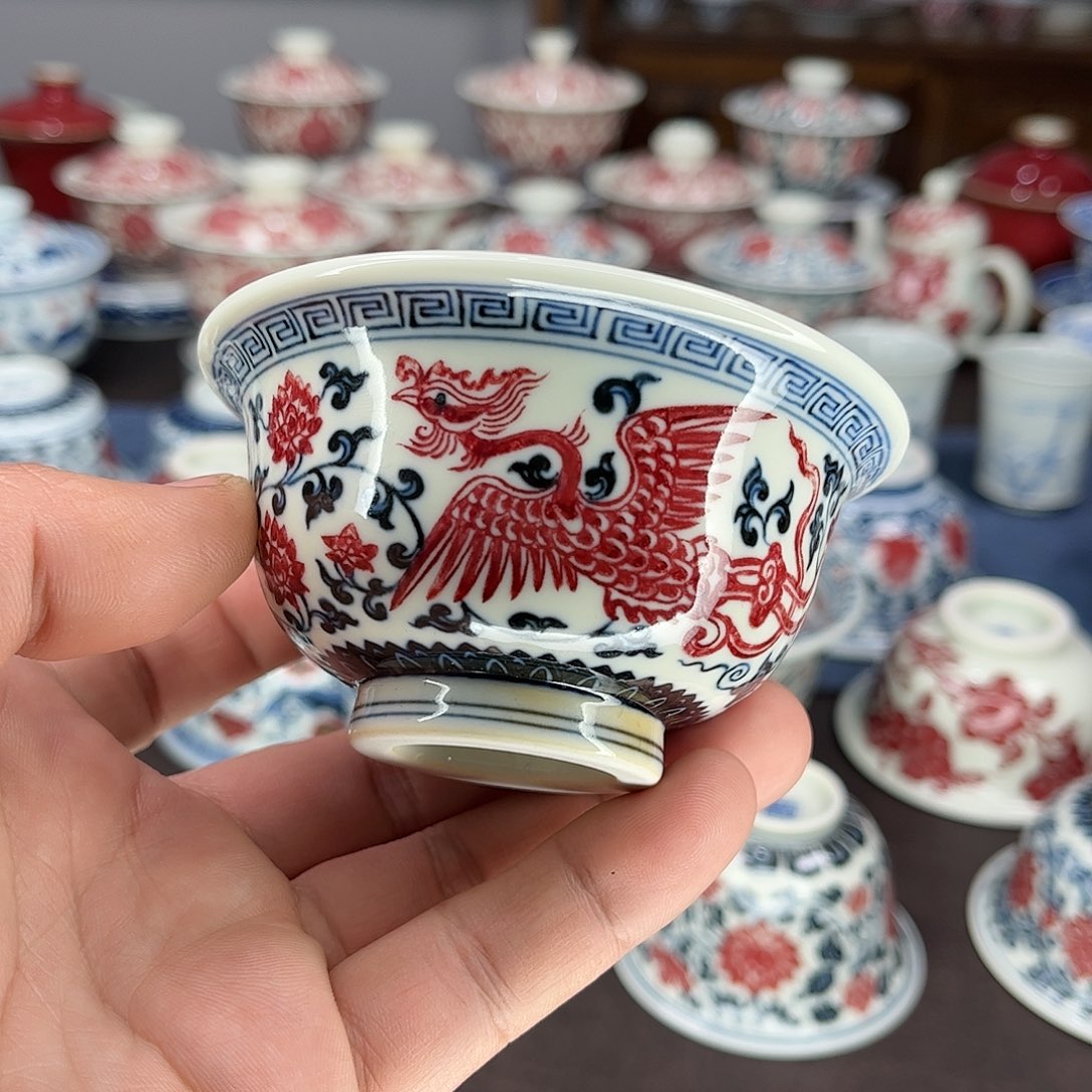 景德镇陶瓷青花釉里红