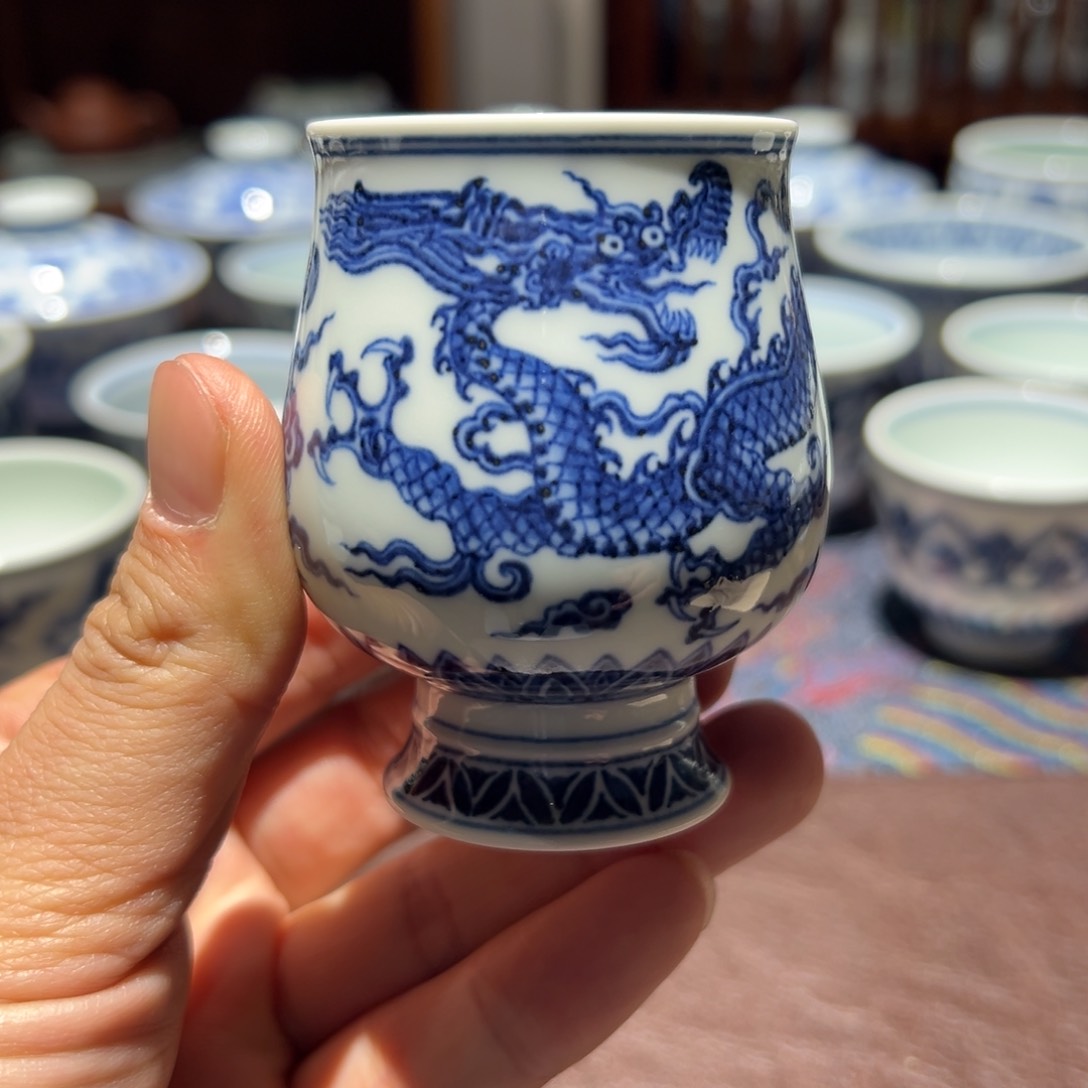 杯青花龙纹凯恩杯约60毫升