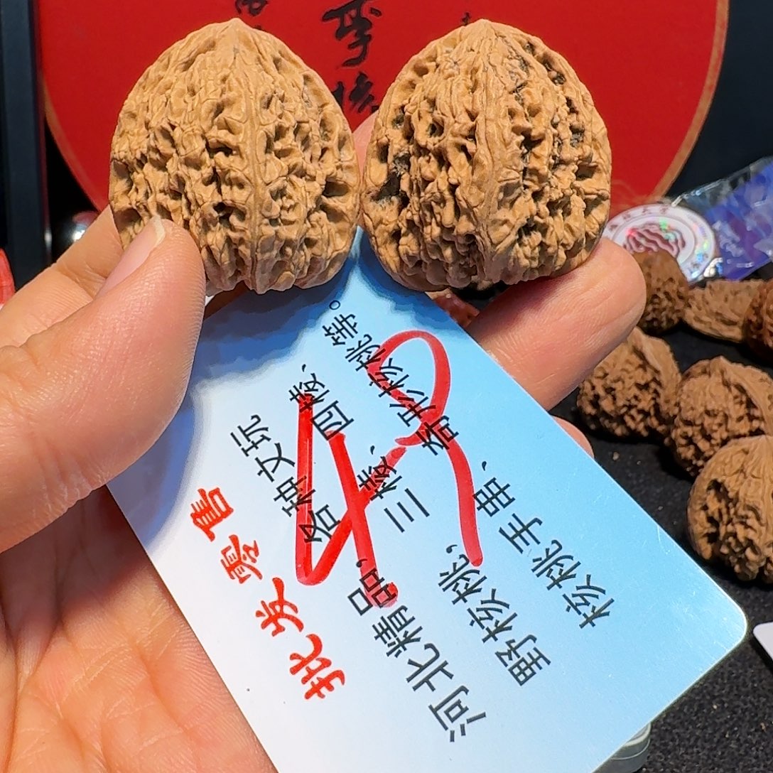 文玩核桃把件38高炮将