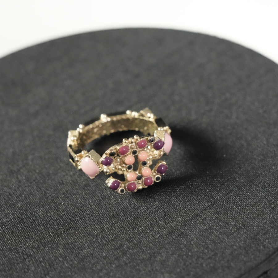 Chanel 珐琅双C戒指