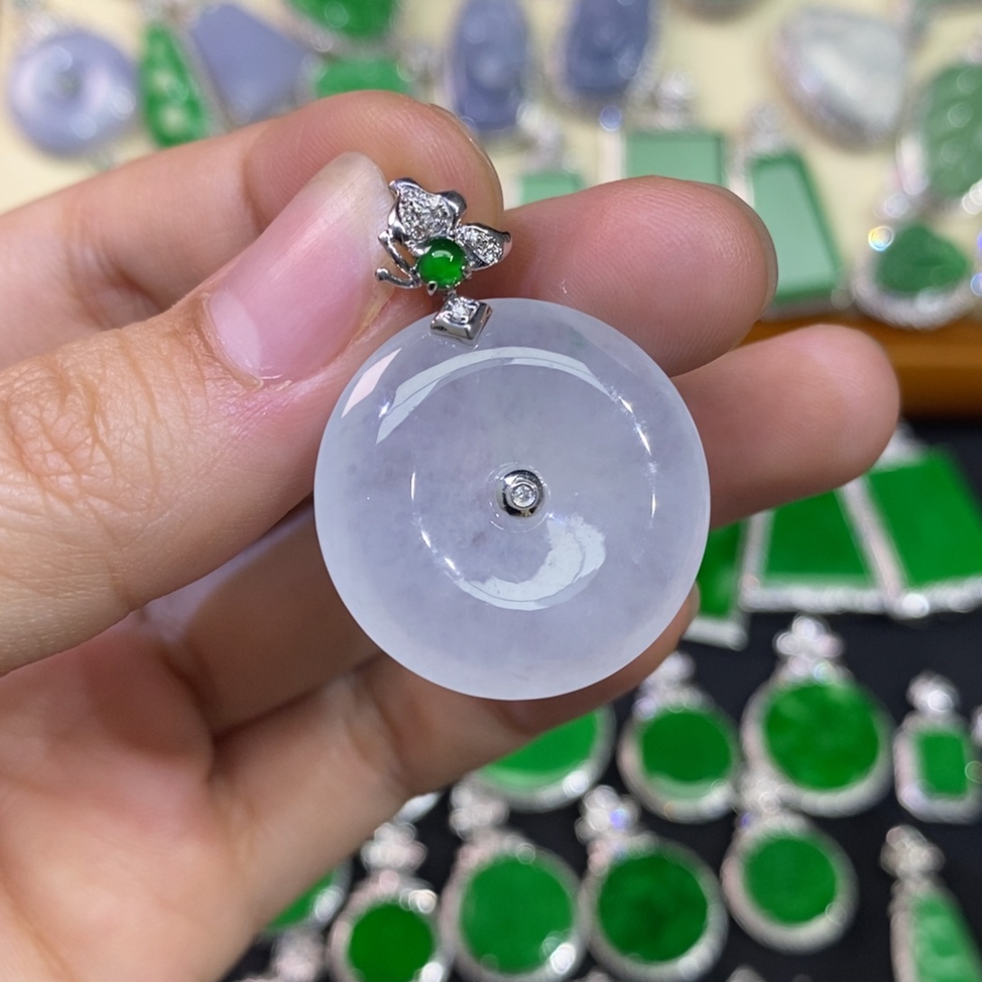 翡翠吊坠(不含链)18K金镶嵌