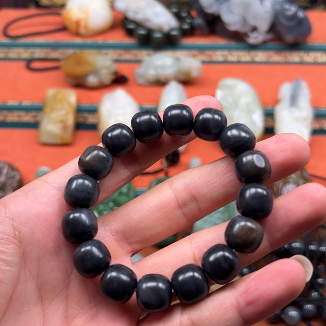 和田玉把件未镶嵌