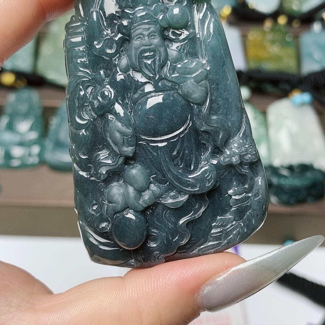 翡翠未镶嵌颈饰H****8