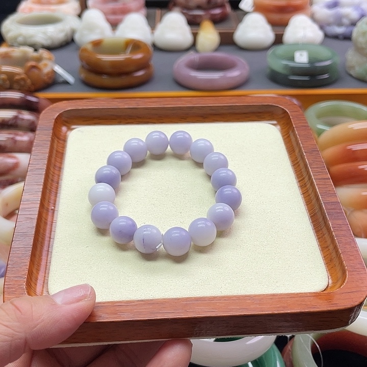 未镶嵌手镯石英质玉