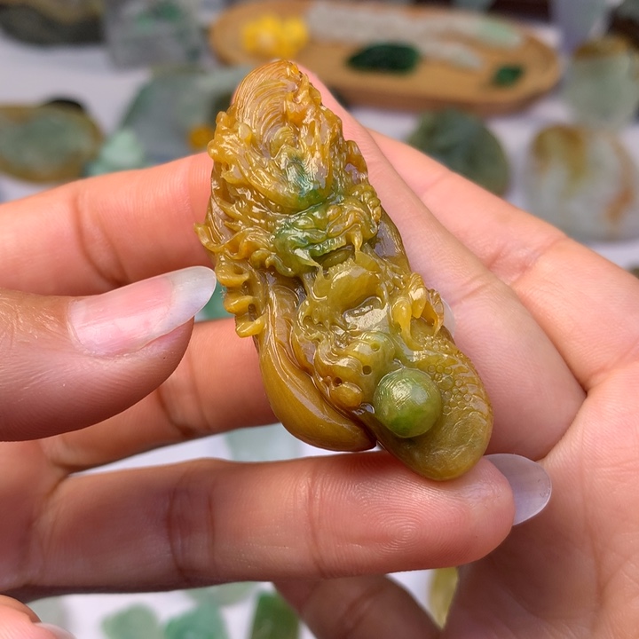 定制翡翠未镶嵌翡翠