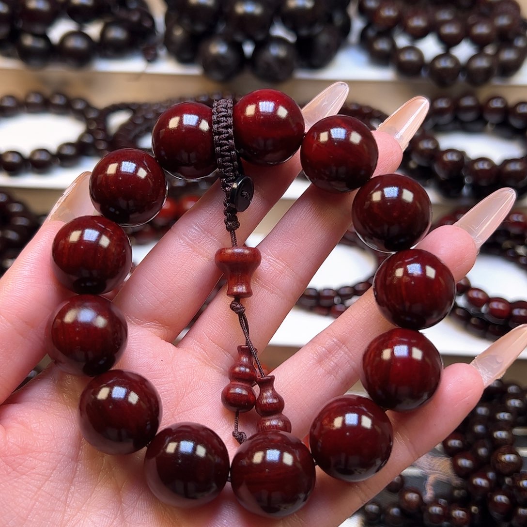 檀香紫檀（小叶紫檀）1.8鸡血红高密度