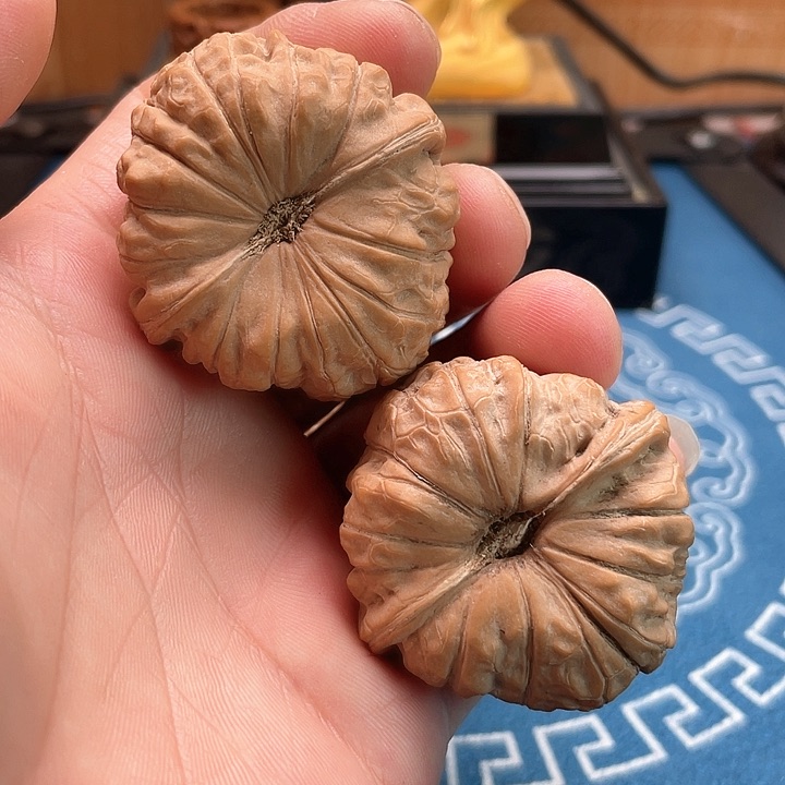 文玩核桃吊坠南瓜墩