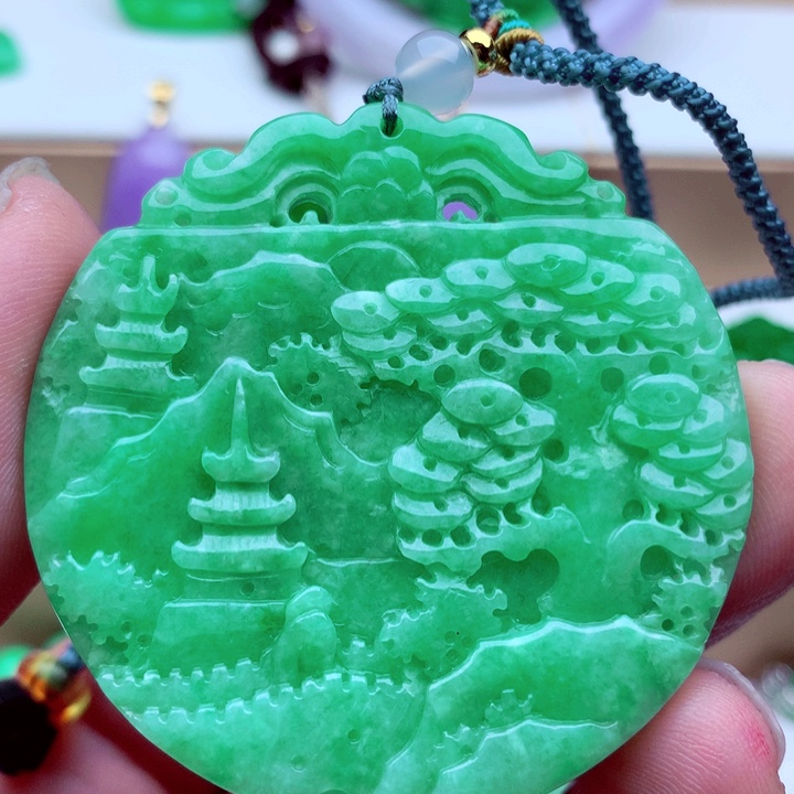 翡翠未镶嵌吊坠(不含链)