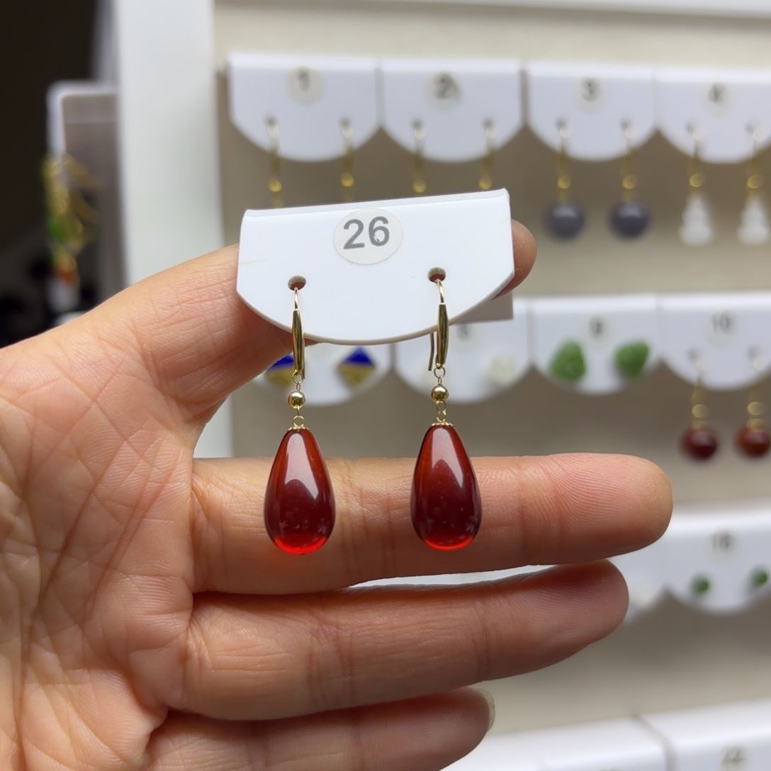 血珀18K金镶嵌耳饰