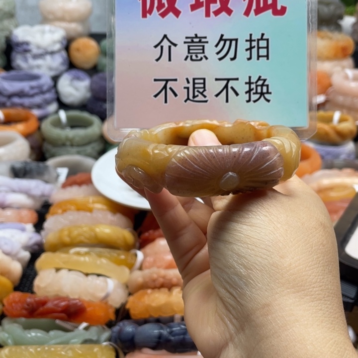 石英质玉未镶嵌手镯