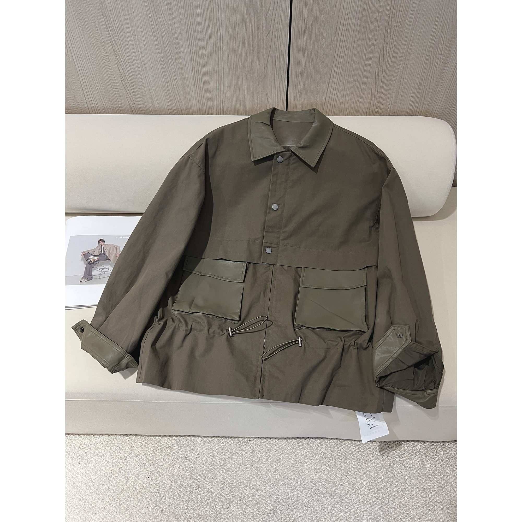 抽绳收腰军绿色风衣外套258578