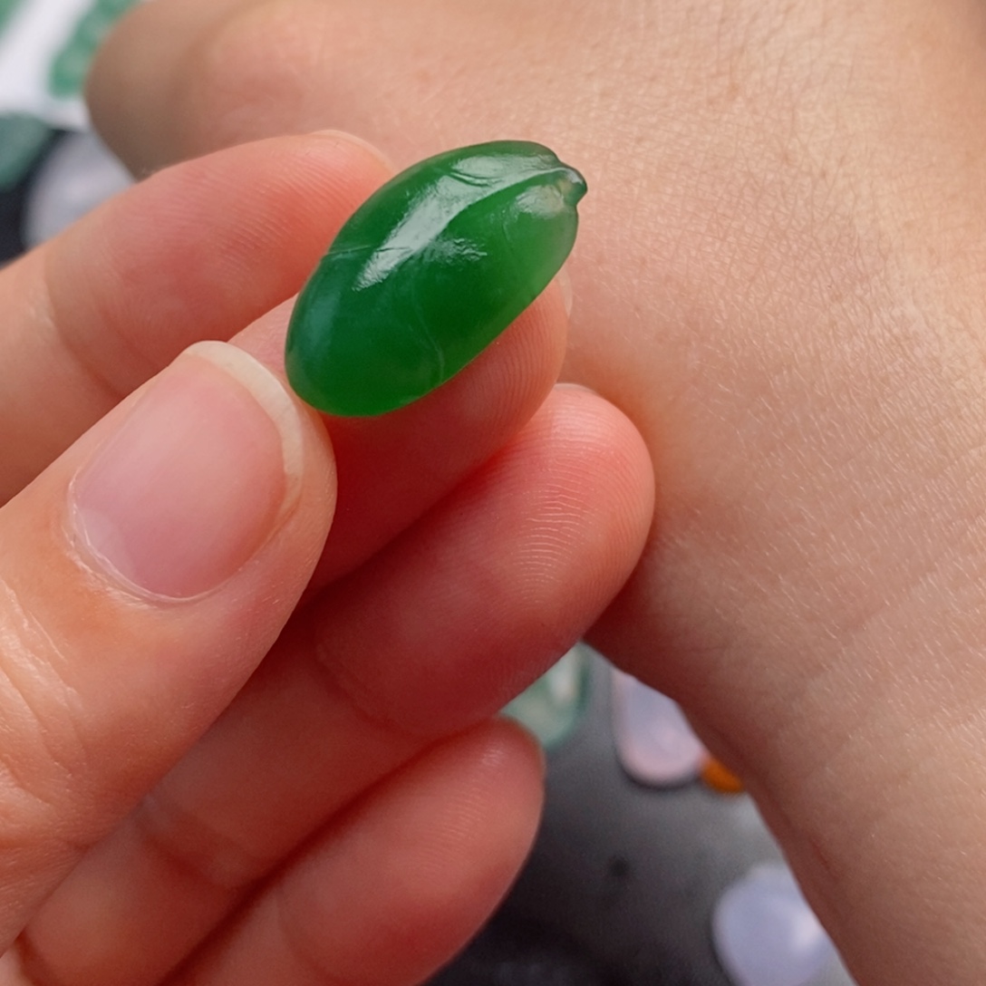 定制翡翠未镶嵌树叶