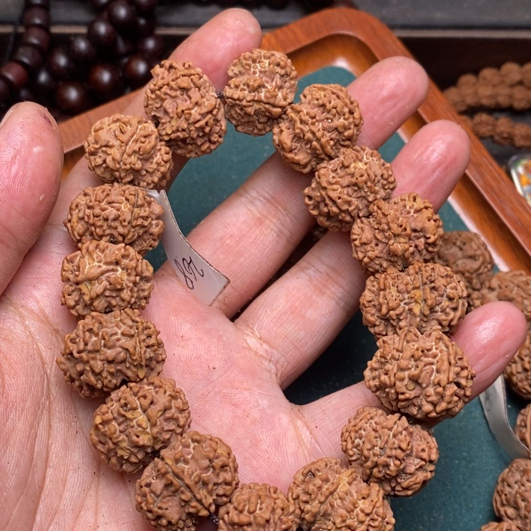 金刚菩提吊坠金刚