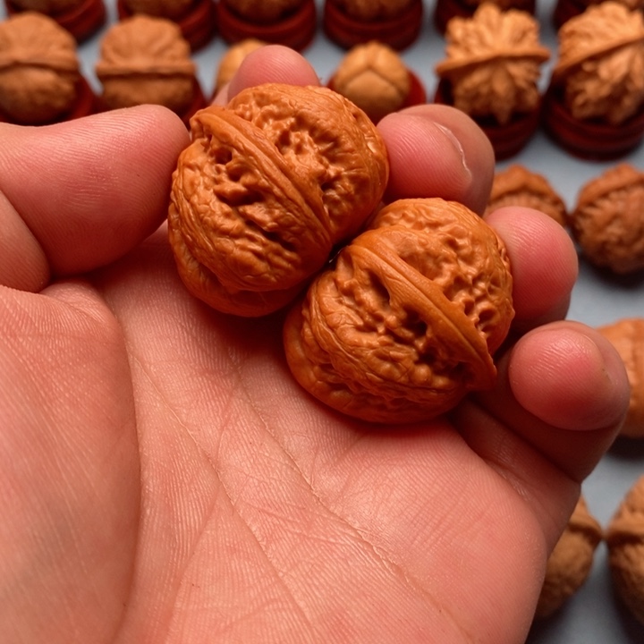 文玩核桃把件胖头陀