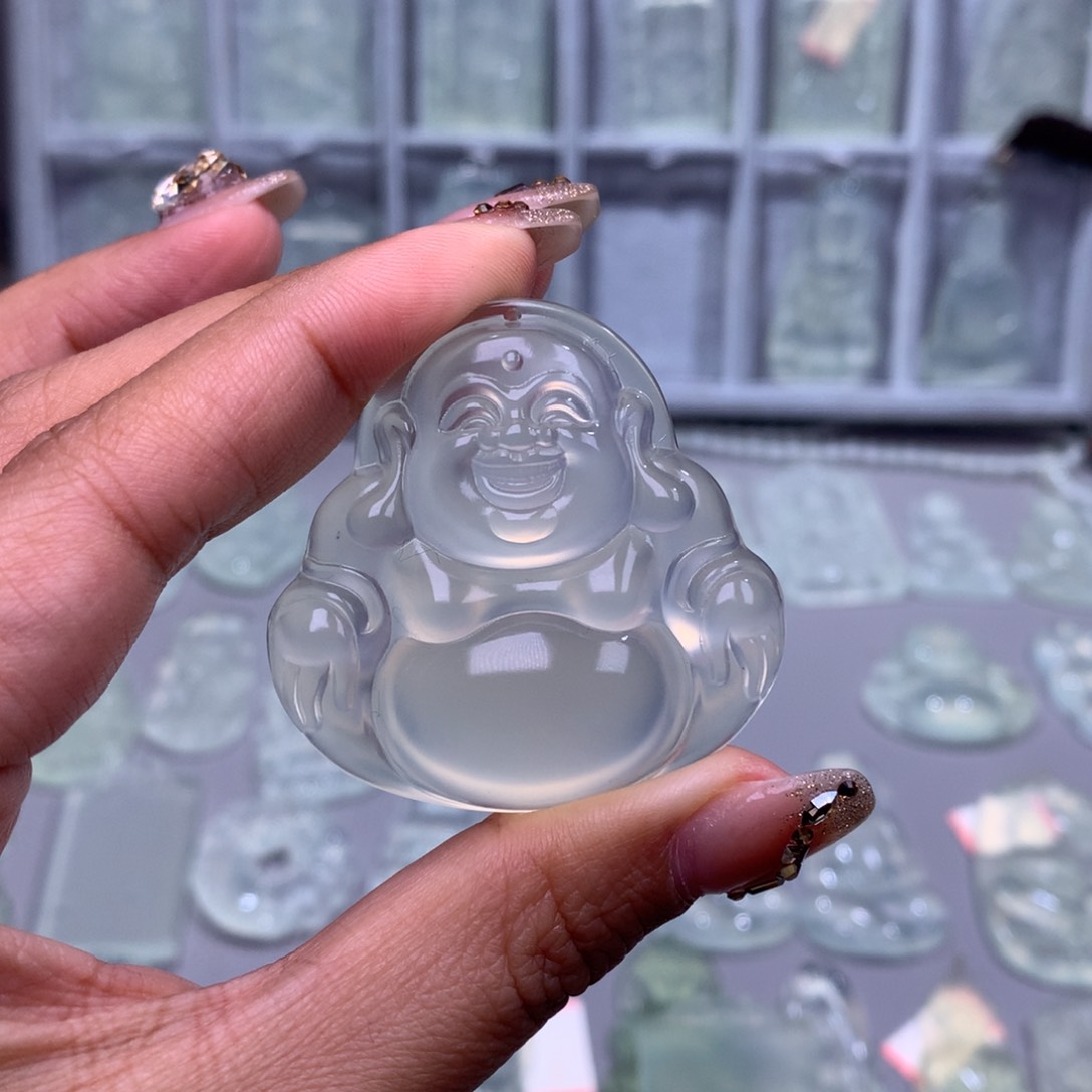 蛇纹石玉颈饰未镶嵌羊*