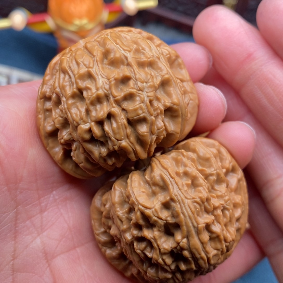 文玩核桃把件42闷白