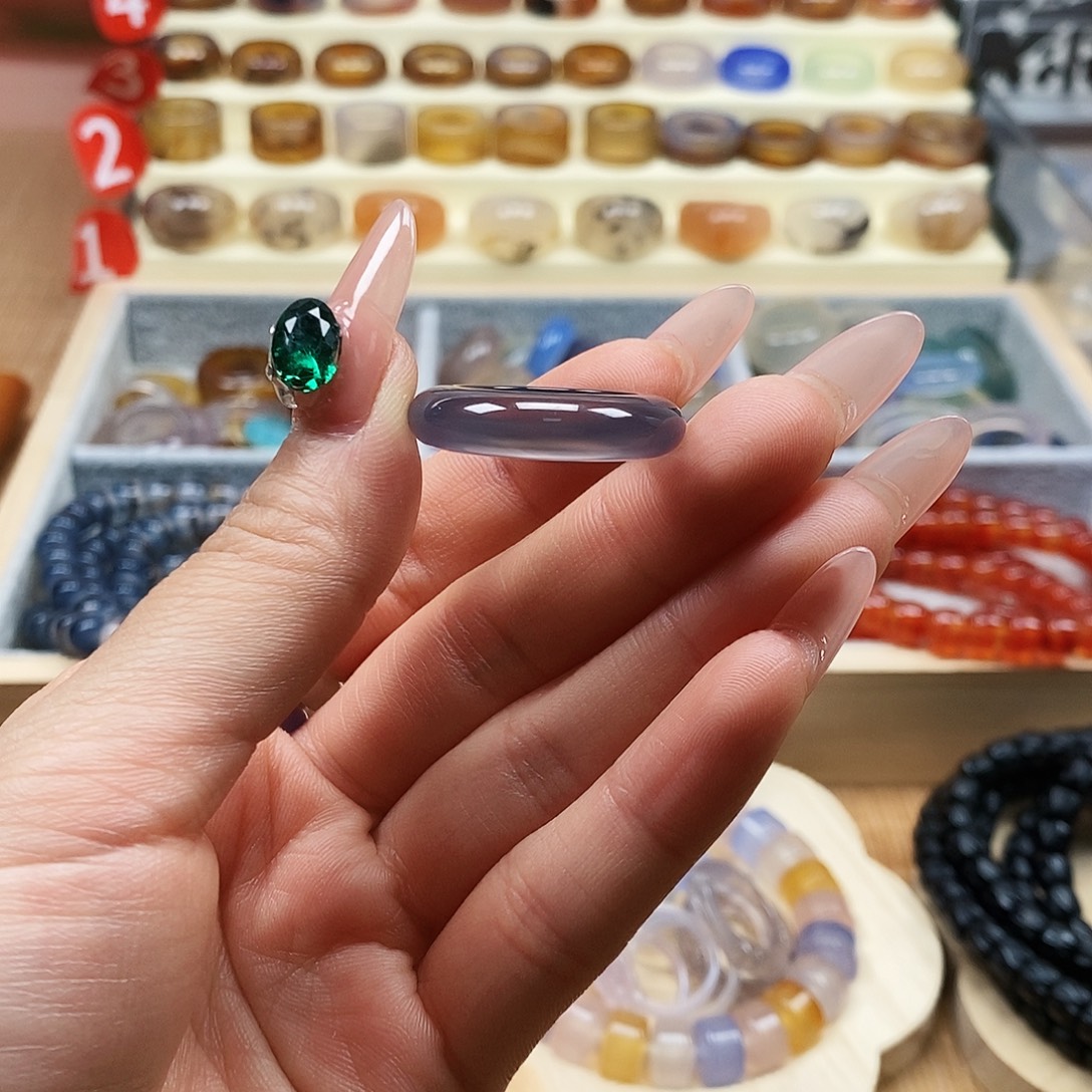 非***飞玛瑙/玉髓未镶嵌戒指