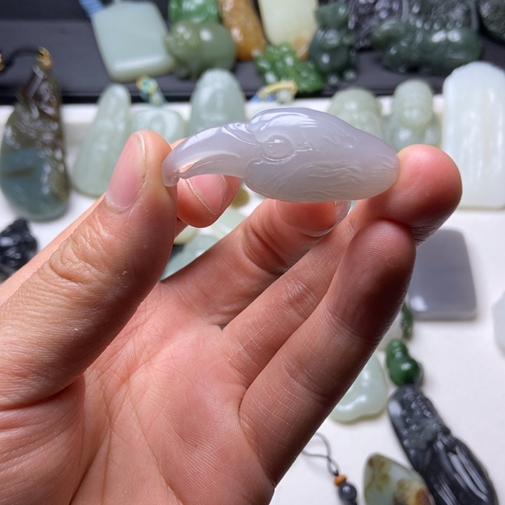 和田玉未镶嵌挂件