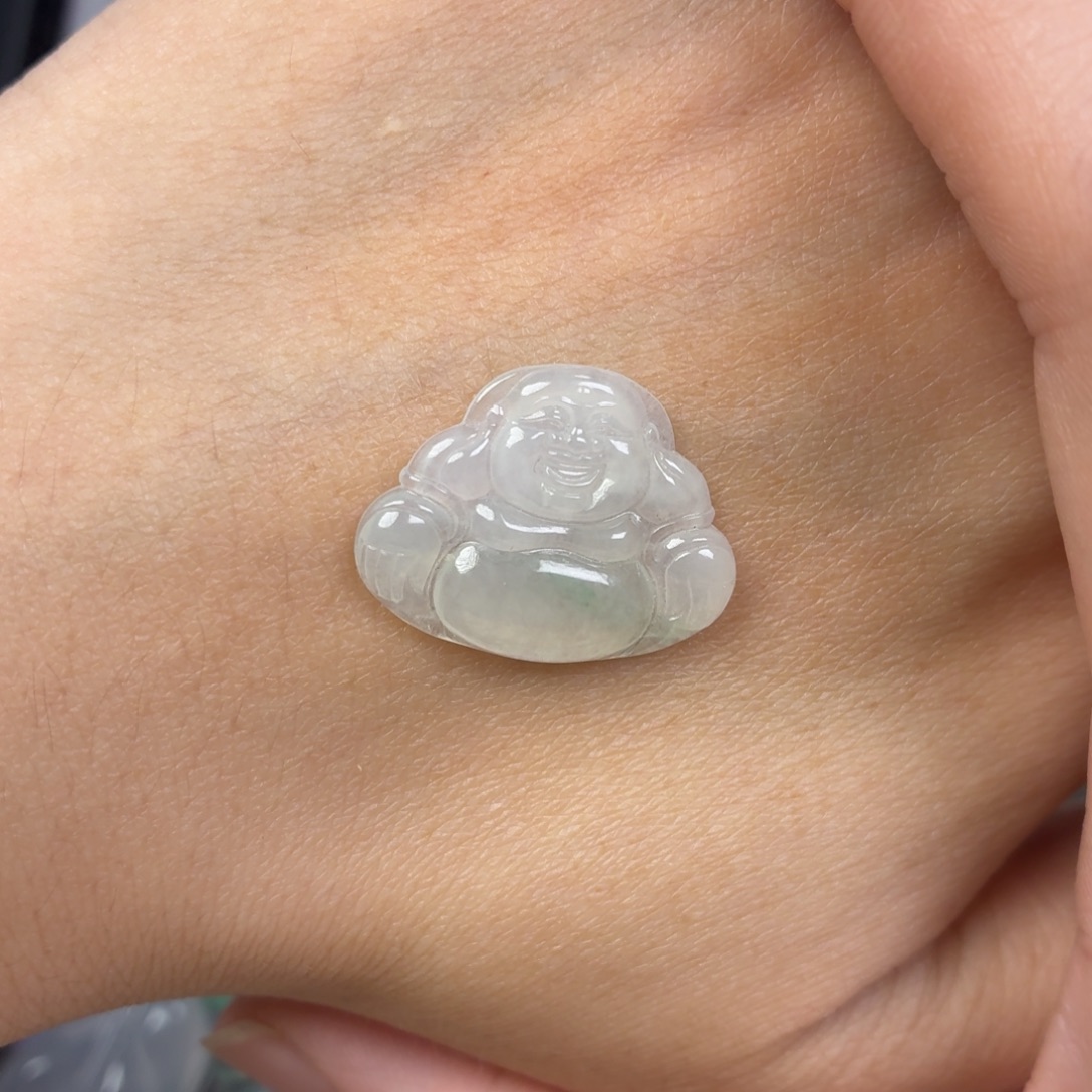 翡翠未镶嵌颈饰佛公