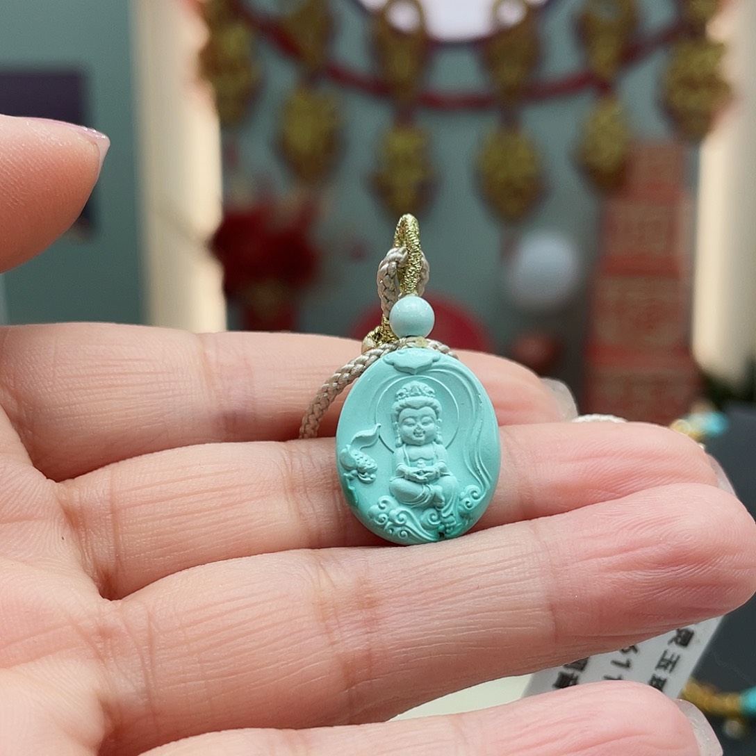 绿松石颈饰未镶嵌