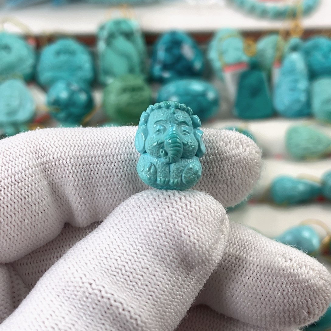 绿松石未镶嵌车挂