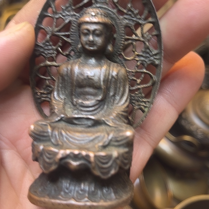 诚信经营精美铜器