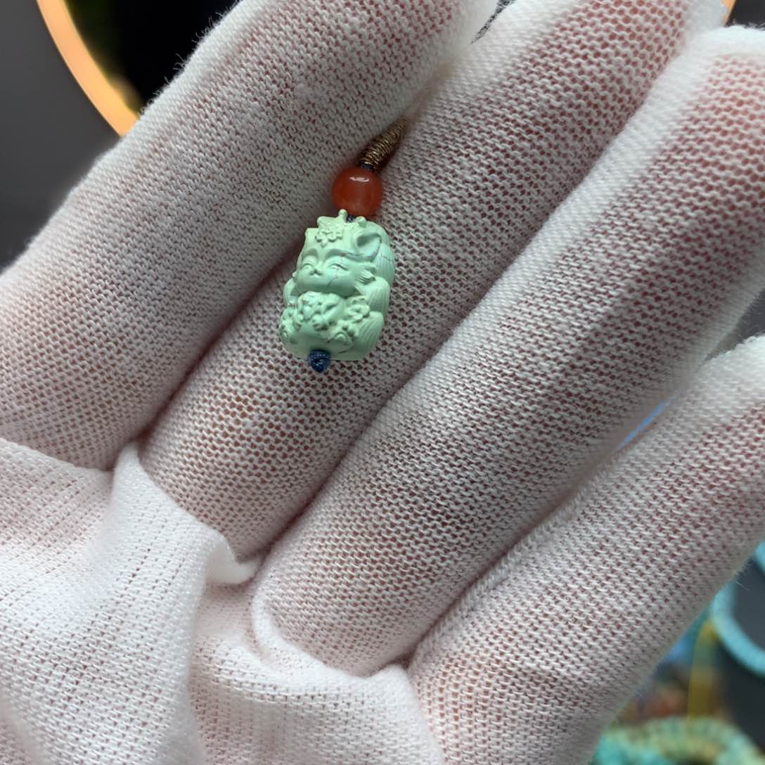 绿松石挂件未镶嵌