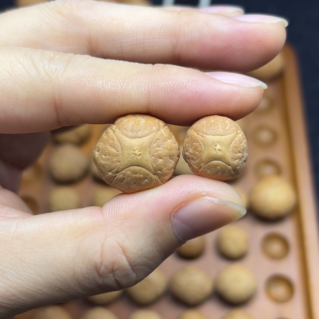 凤眼菩提手串三通19.8 顶珠14.8