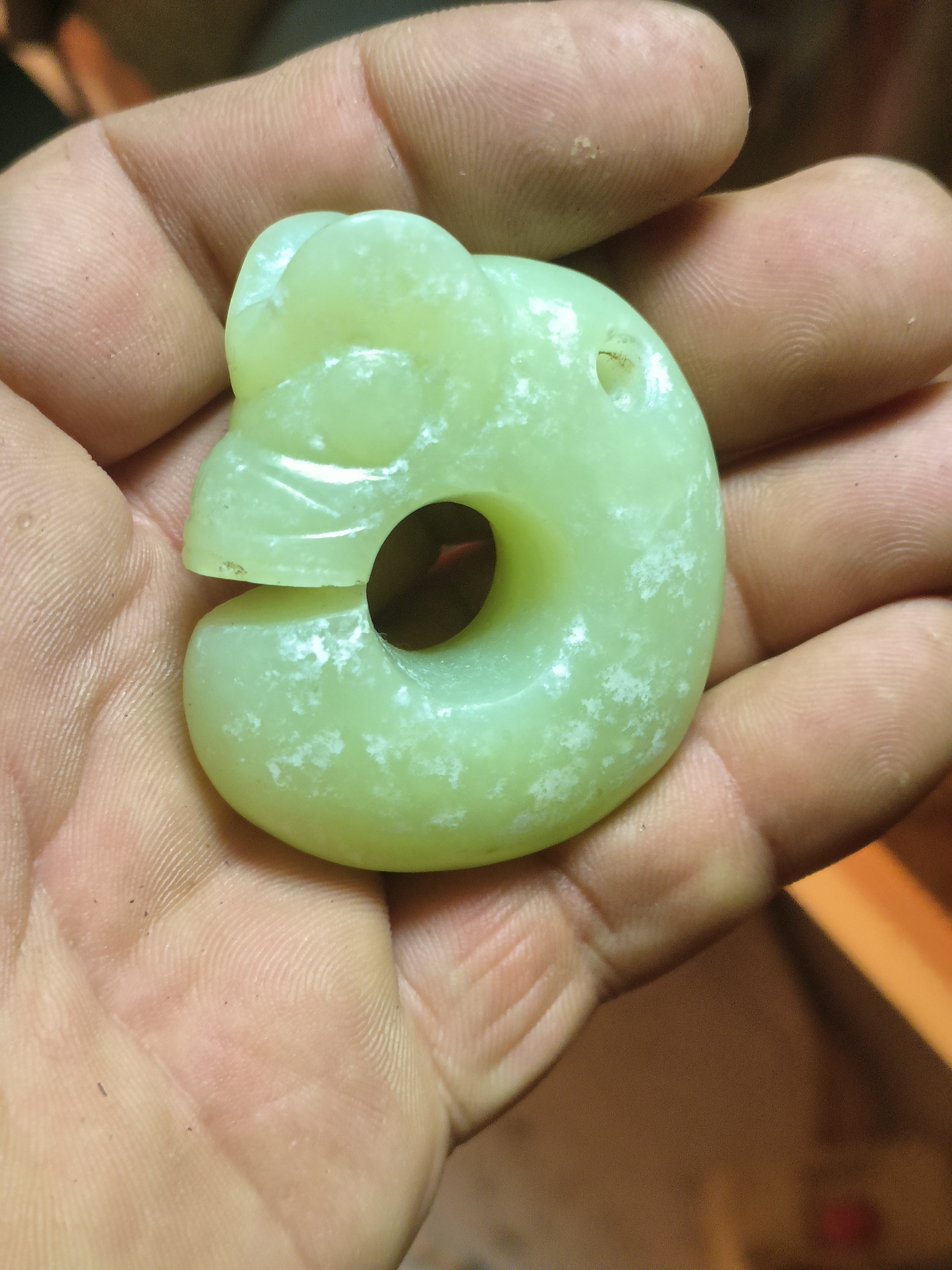 河磨奇石猪龙形器型件