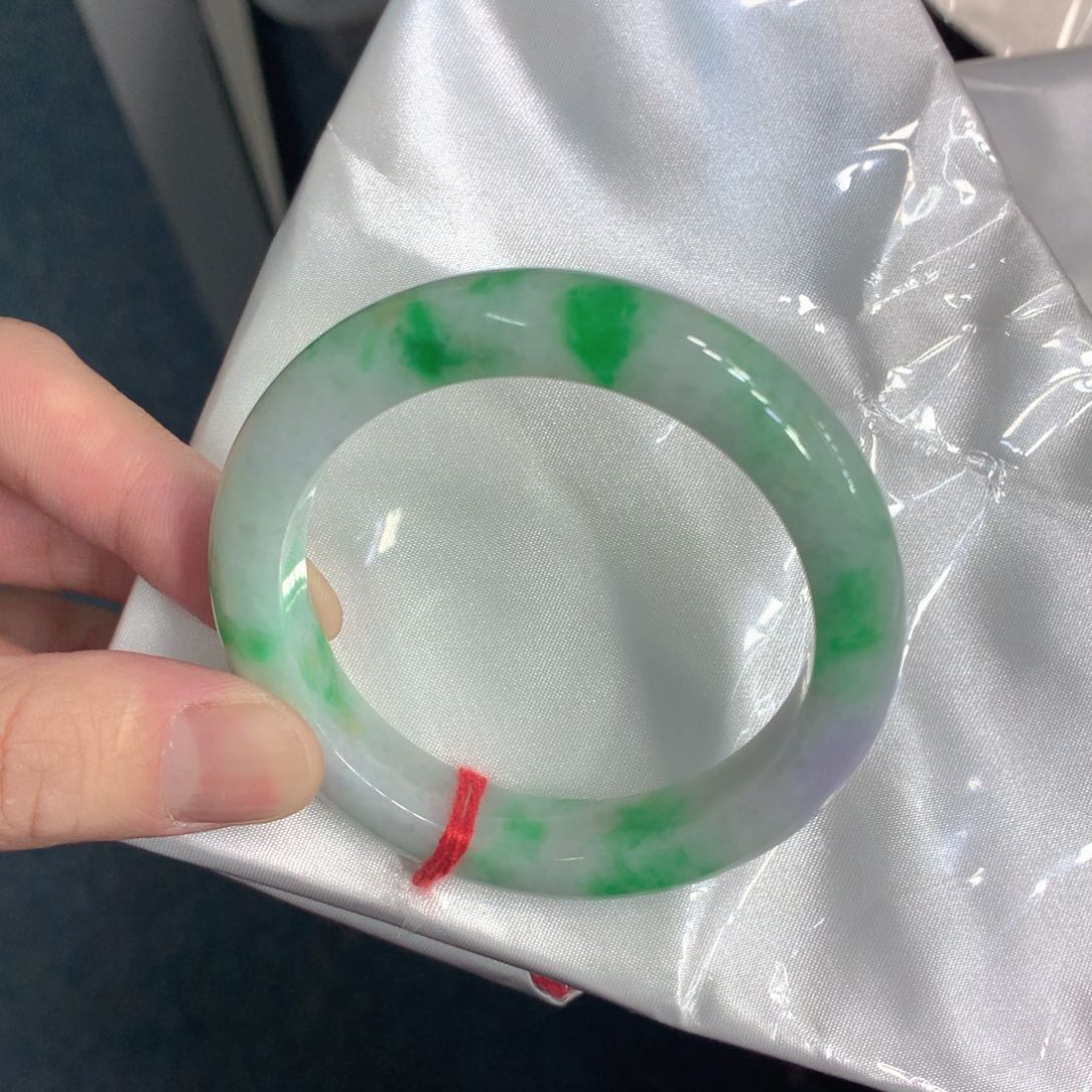 翡翠未镶嵌手镯翡翠