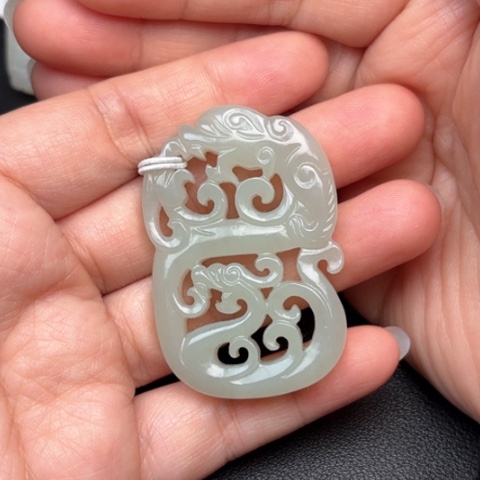 和田玉挂件未镶嵌雅*姐