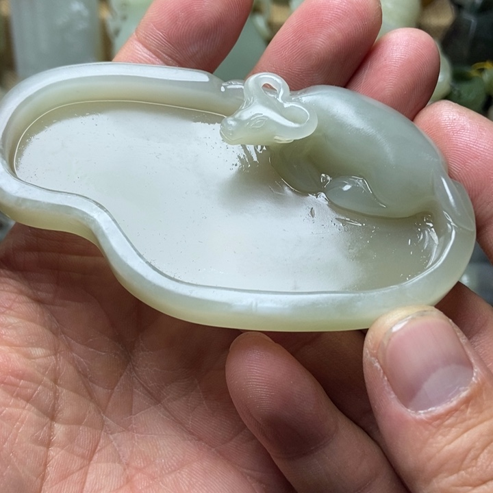 和田玉未镶嵌挂件