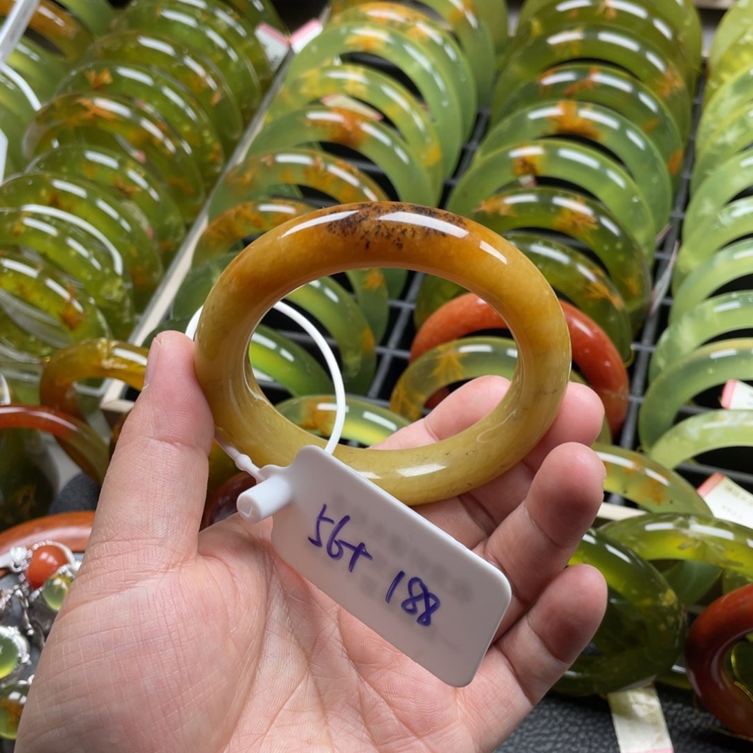 未镶嵌蛇纹石玉手镯有裂手镯特价不退不换