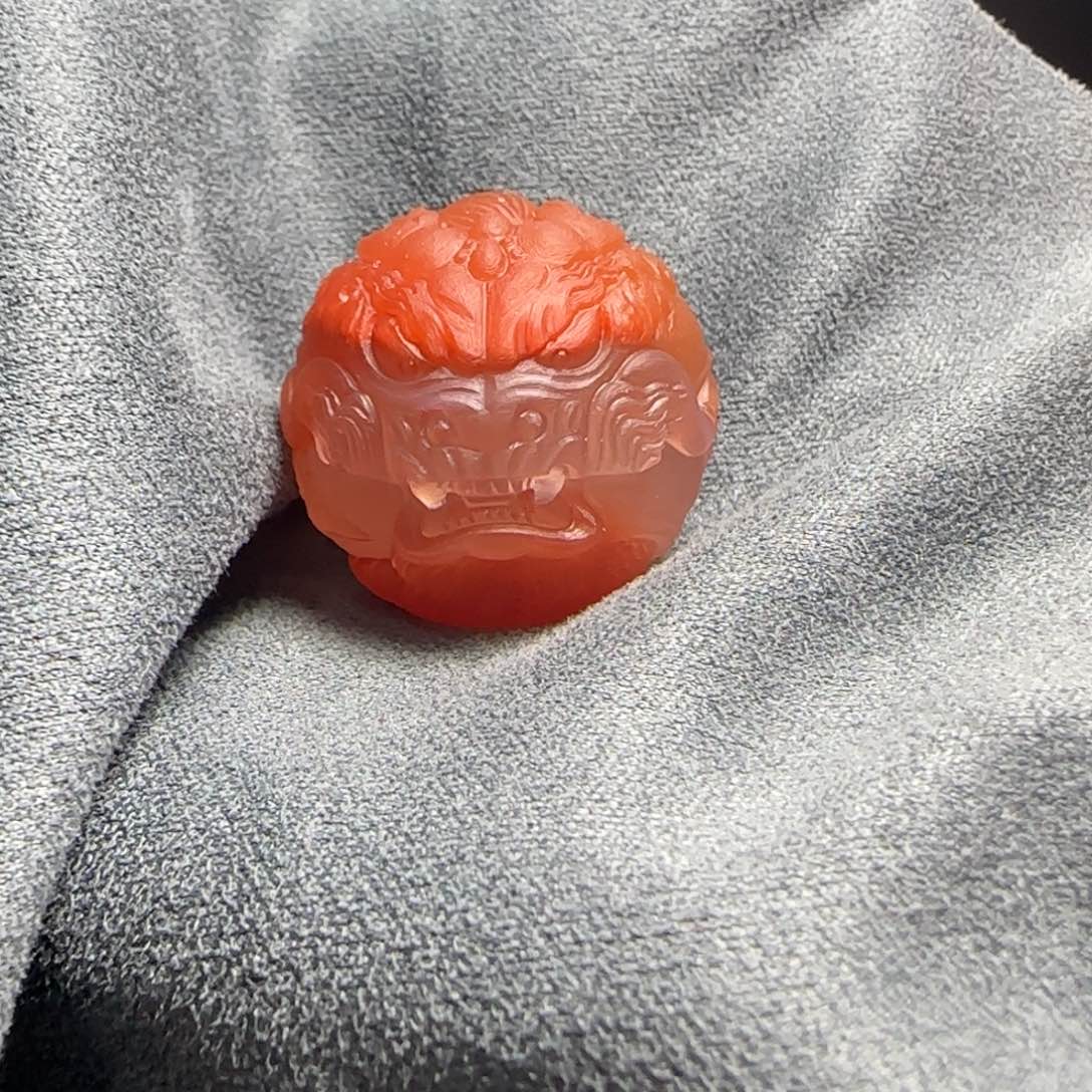 南红玛瑙龙珠未镶嵌