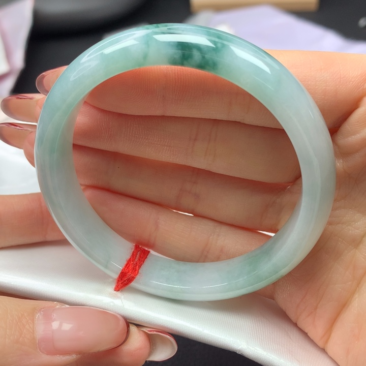 翡翠手镯未镶嵌56.5正圈