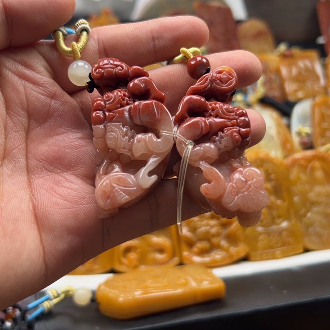 石英质玉（黄龙玉）未镶嵌hly