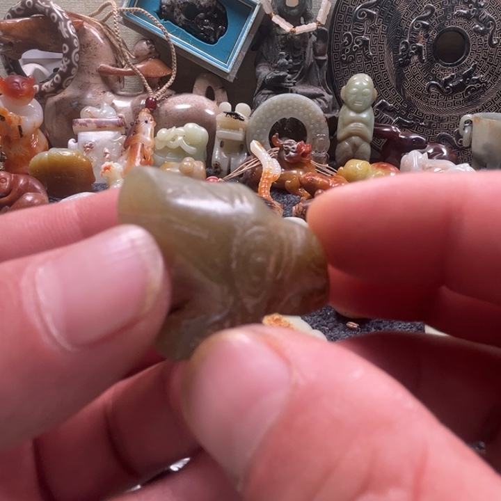 和田玉（糖玉）未镶嵌颈饰