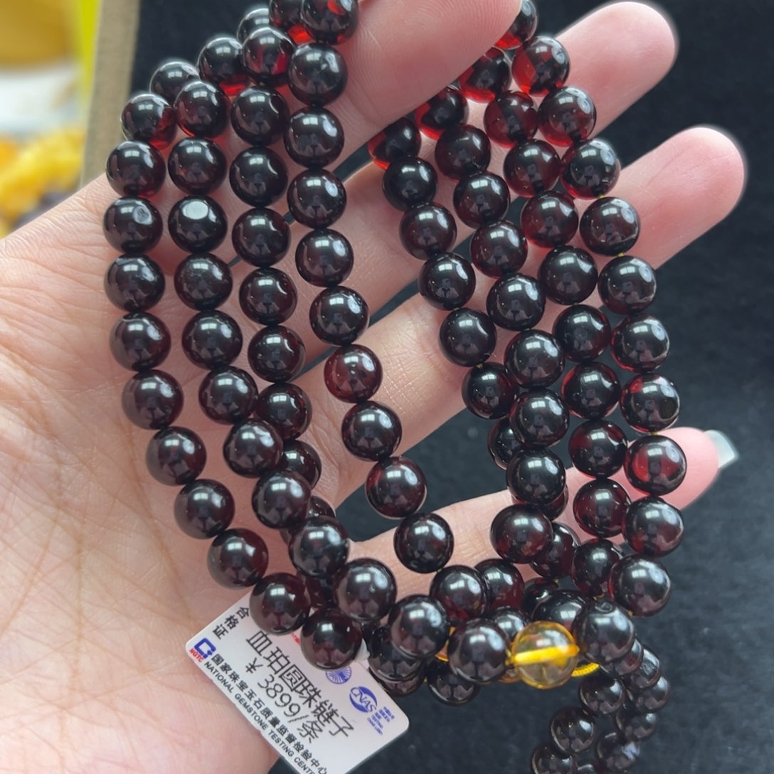 琥珀珠宝奇石未镶嵌