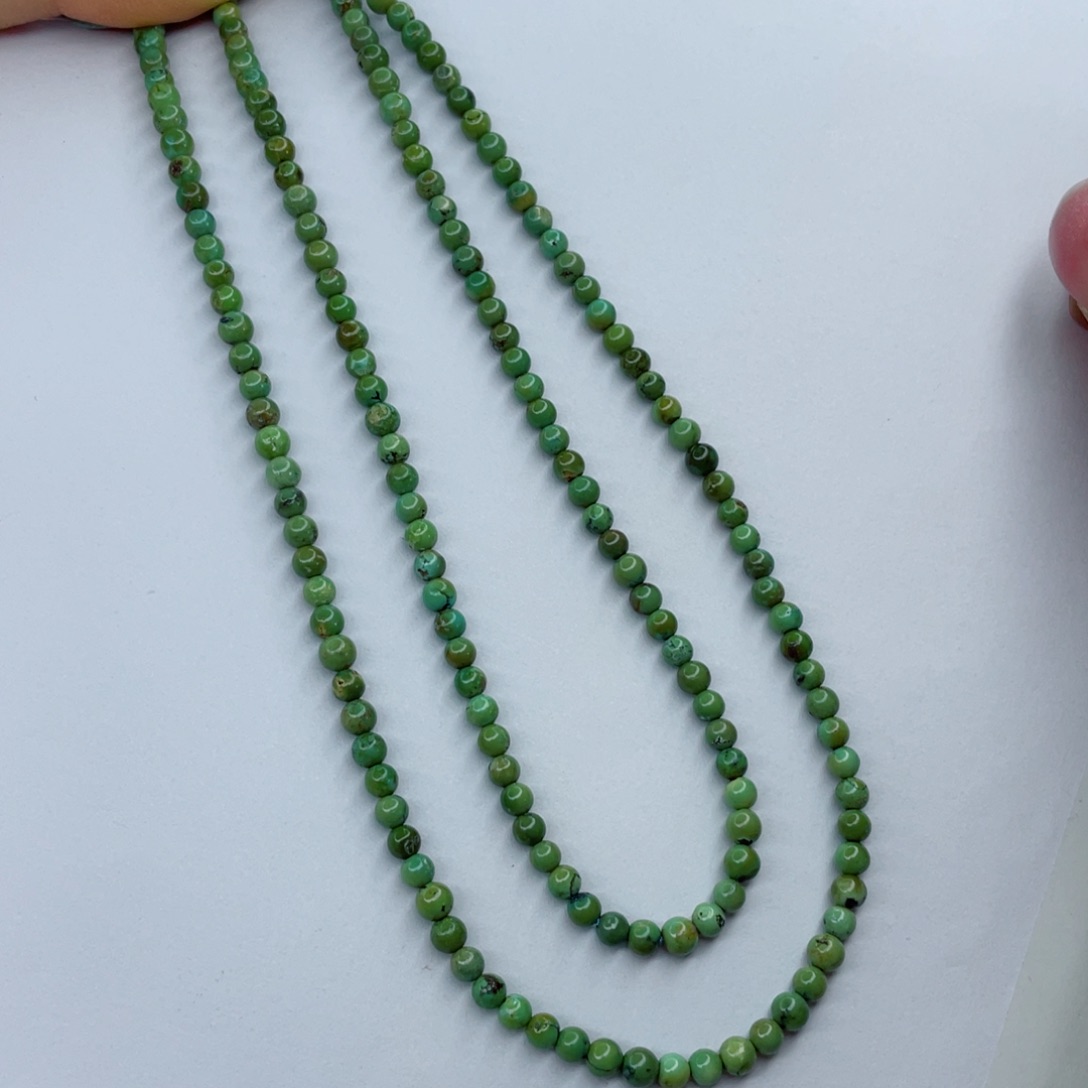 绿松石颈饰未镶嵌