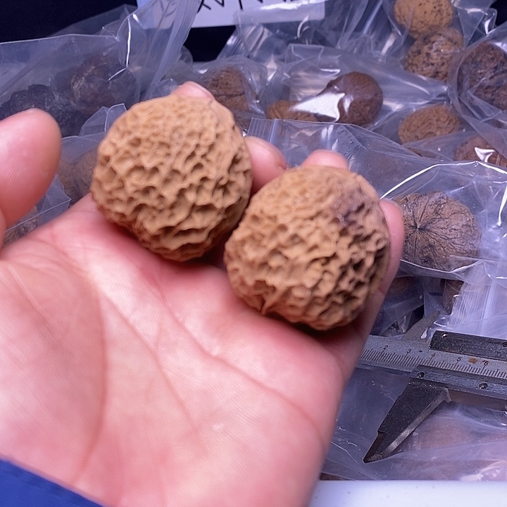 文玩核桃吊坠   78