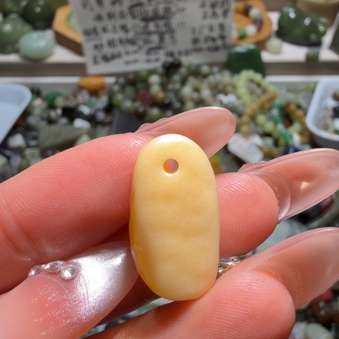 和田玉未镶嵌珠宝奇石