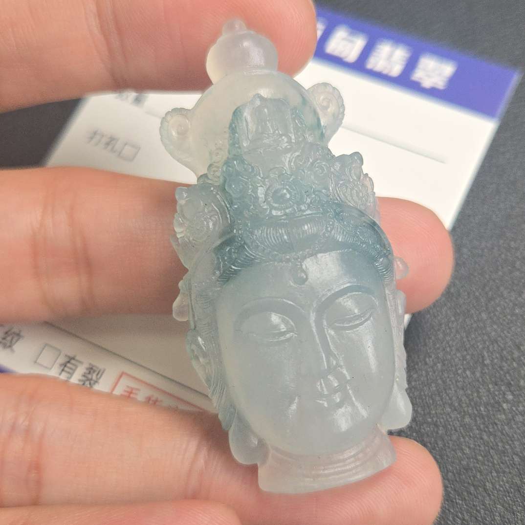 缅甸天然翡翠毛货-观音首